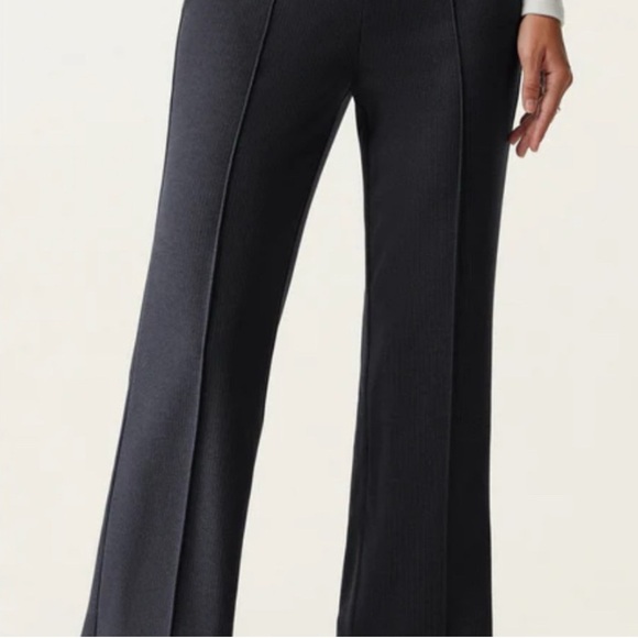 NWT OGL Kickout Pull-On Cropped Flare Pant In Charcoal MSRP $55 - Picture 4 of 8
